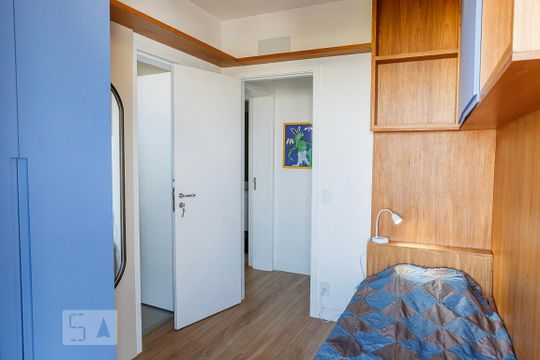 Suite 1 de apartamento para alugar com 2 quartos, 72m² em Vila Madalena, São Paulo