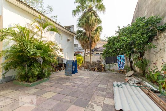 Garagem de casa à venda com 4 quartos, 300m² em Méier, Rio de Janeiro
