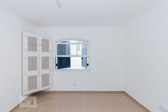 QUARTO 2 de casa para alugar com 4 quartos, 450m² em Vila Romana, São Paulo