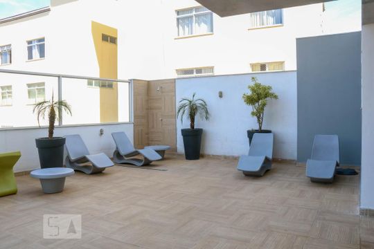 Área comum de apartamento para alugar com 3 quartos, 75m² em Calafate, Belo Horizonte