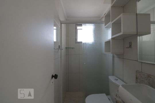 Banheiro de apartamento para alugar com 2 quartos, 58m² em Vila Matilde, São Paulo