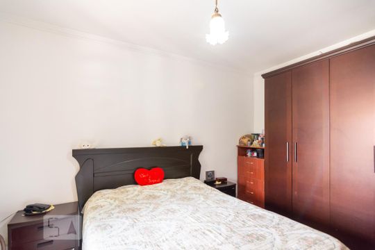 Suíte 1 de casa à venda com 3 quartos, 312m² em Vila Humaita, Santo André