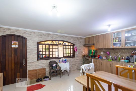 Cozinha de casa à venda com 3 quartos, 312m² em Vila Humaita, Santo André