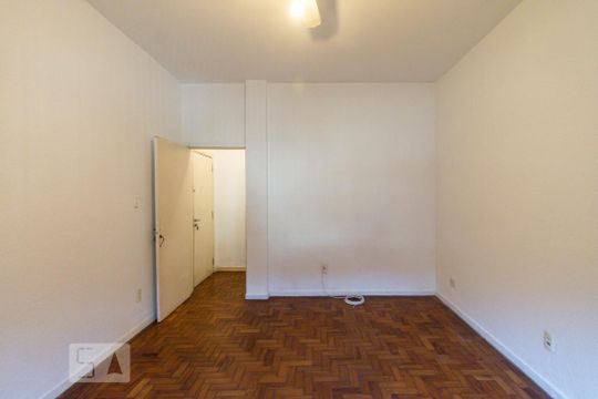 Sala - quarto de apartamento para alugar com 1 quarto, 50m² em Cerqueira César, São Paulo