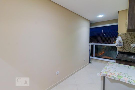 Varanda Gourmet de apartamento à venda com 3 quartos, 77m² em Vila Galvão, Guarulhos