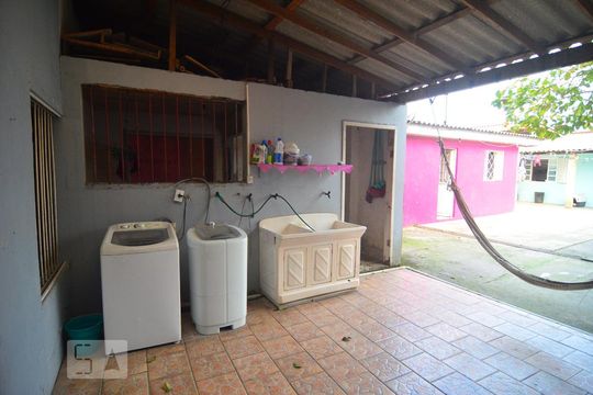 Casa 1 - Área de serviço de casa à venda com 6 quartos, 250m² em Mathias Velho, Canoas