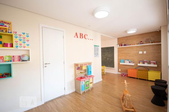 Brinquedoteca de apartamento à venda com 2 quartos, 58m² em Quitaúna, Osasco