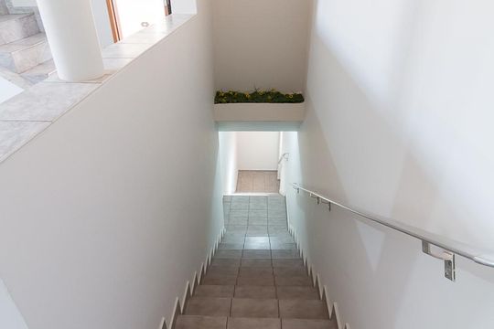 Escadas de acesso à casa de casa à venda com 4 quartos, 160m² em Jardim Testae, Guarulhos