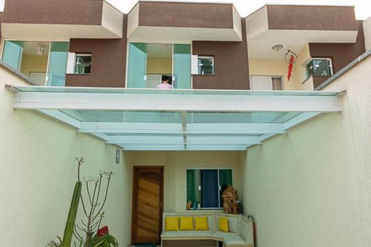 Fachada de casa à venda com 2 quartos, 80m² em Artur Alvim, São Paulo