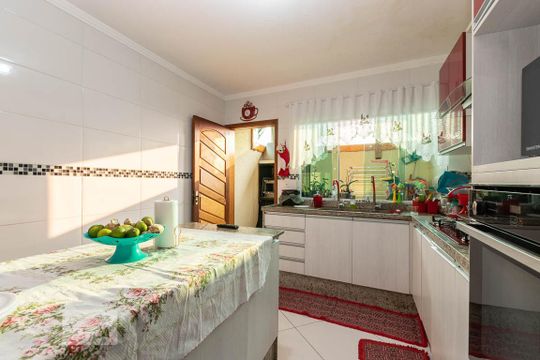 Cozinha de casa à venda com 2 quartos, 80m² em Artur Alvim, São Paulo