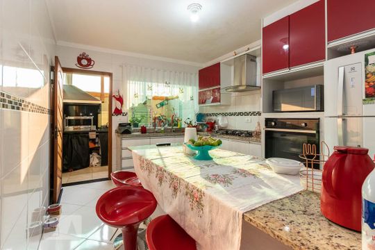 Cozinha de casa à venda com 2 quartos, 80m² em Artur Alvim, São Paulo