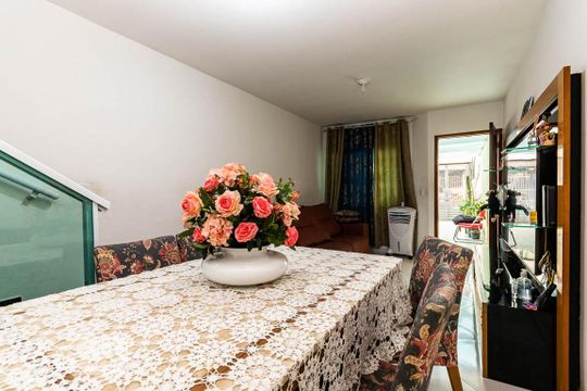 Sala de casa à venda com 2 quartos, 80m² em Artur Alvim, São Paulo