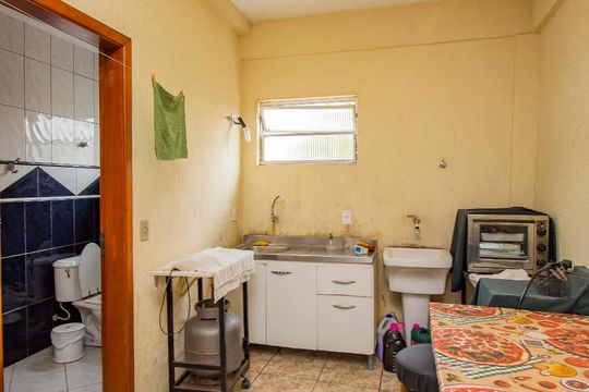 Garagem  de casa para alugar com 4 quartos, 390m² em Jardim Floresta, Porto Alegre