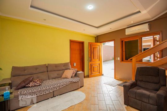 Sala 1 de casa para alugar com 4 quartos, 390m² em Jardim Floresta, Porto Alegre