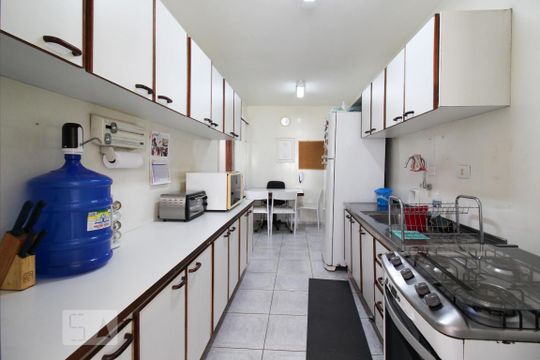 Cozinha de apartamento à venda com 3 quartos, 105m² em Vila Uberabinha, São Paulo