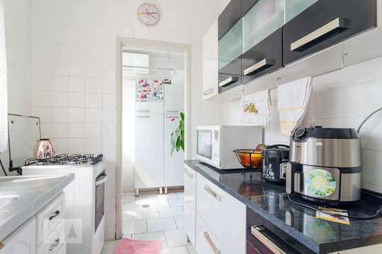 Cozinha de apartamento à venda com 2 quartos, 51m² em Vila da Saúde, São Paulo
