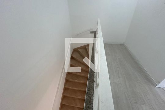 Hall de cima de casa à venda com 3 quartos, 150m² em Água Branca, São Paulo