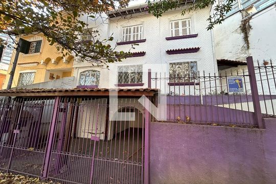 Fachada da casa de casa à venda com 3 quartos, 150m² em Água Branca, São Paulo