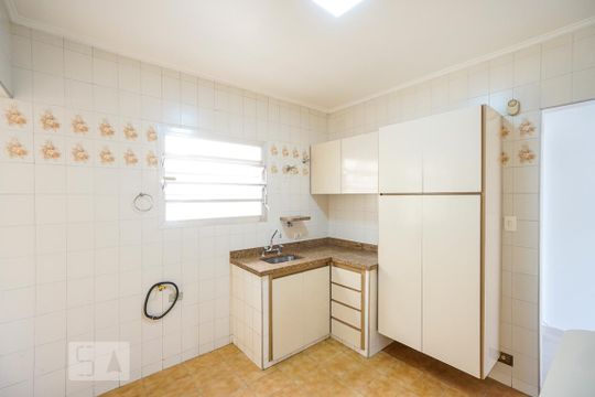 Cozinha de apartamento para alugar com 3 quartos, 77m² em Vila Prudente, São Paulo