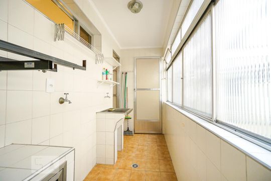 Área de serviço de apartamento para alugar com 3 quartos, 77m² em Vila Prudente, São Paulo