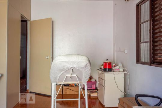 Sala de casa à venda com 3 quartos, 90m² em Niterói, Canoas