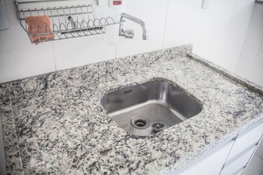 Cozinha - Torneira de apartamento para alugar com 1 quarto, 50m² em Vila Buarque, São Paulo