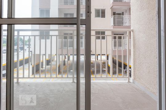 Sacada de apartamento para alugar com 2 quartos, 48m² em Parque Industrial Tomas Edson, São Paulo