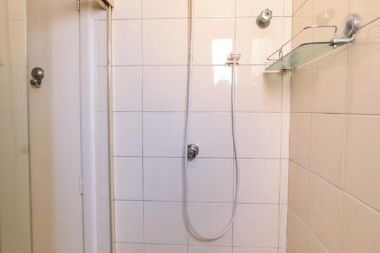 Banheiro Social de apartamento para alugar com 2 quartos, 64m² em Santo Antônio, São Caetano do Sul