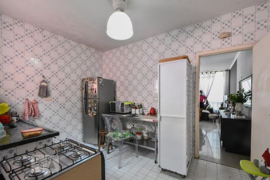 Cozinha de casa à venda com 2 quartos, 90m² em Vila Cordeiro, São Paulo