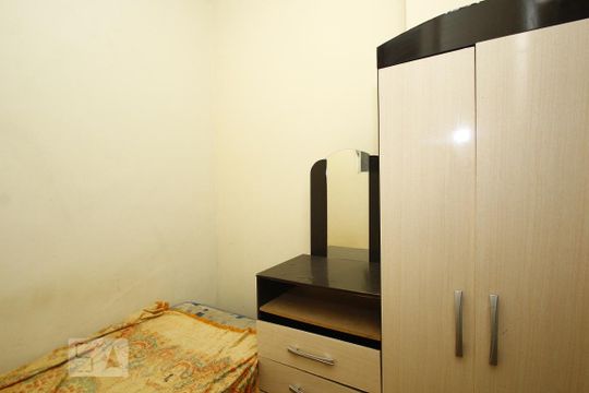 Quarto de Serviço de apartamento para alugar com 2 quartos, 76m² em Glória, Rio de Janeiro