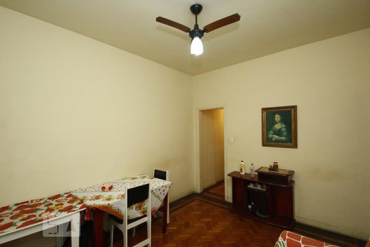 Sala de apartamento para alugar com 2 quartos, 76m² em Glória, Rio de Janeiro
