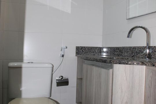 Banheiro da Suíte de casa de condomínio à venda com 3 quartos, 120m² em Tanque, Rio de Janeiro
