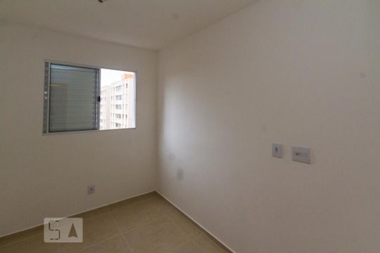 Quarto 01 de apartamento à venda com 2 quartos, 34m² em Jardim Vila Formosa, São Paulo