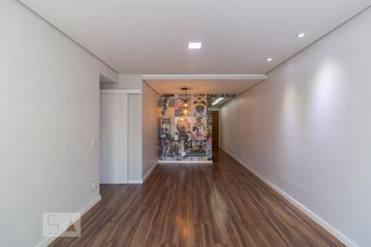 Apartamento para alugar com 2 quartos, 109m² em Ramos, Rio de Janeiro