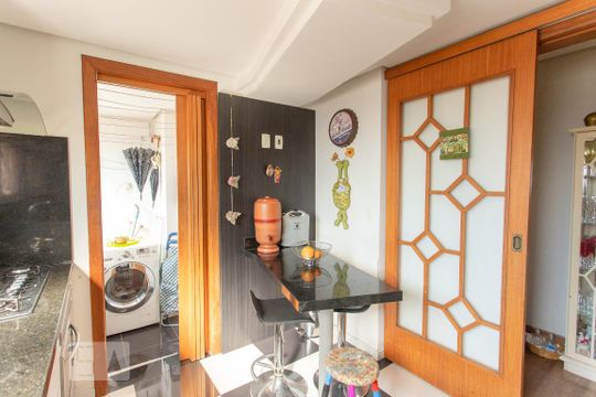 Cozinha e Área de Serviço de apartamento para alugar com 3 quartos, 110m² em Centro, Canoas