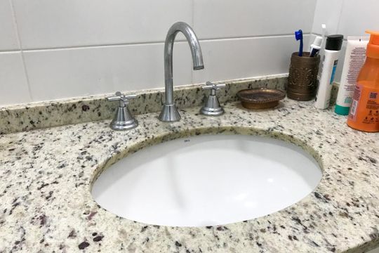 Banheiro de apartamento à venda com 1 quarto, 35m² em Vila Moraes, São Paulo