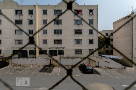 Sala vista de apartamento para alugar com 2 quartos, 50m² em César de Souza, Mogi das Cruzes