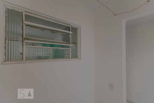 Área de Serviço de apartamento para alugar com 2 quartos, 50m² em César de Souza, Mogi das Cruzes
