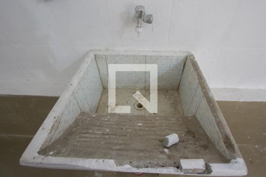 Tanque de casa de condomínio à venda com 2 quartos, 160m² em Jardim Novo Santo Amaro, São Paulo