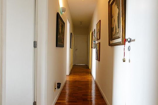 Corredor de apartamento à venda com 4 quartos, 221m² em Vila Sonia,, São Paulo