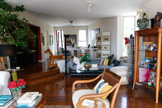 Sala  de apartamento à venda com 4 quartos, 221m² em Vila Sonia,, São Paulo
