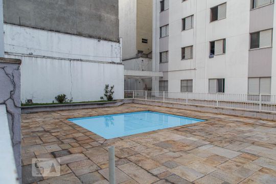 Piscina de apartamento para alugar com 1 quarto, 40m² em Vila Carlos de Campos, São Paulo