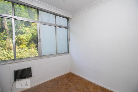 Quarto 1 de apartamento à venda com 3 quartos, 112m² em Botafogo, Rio de Janeiro