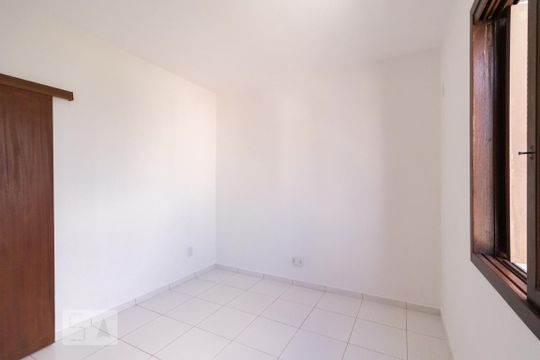 Quarto 1 de apartamento à venda com 2 quartos, 58m² em Marechal Rondon, Canoas