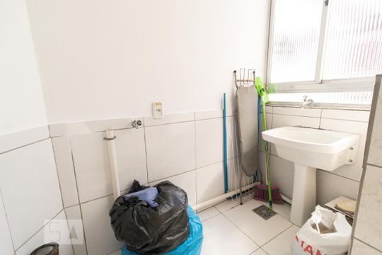 Área de Serviço de apartamento para alugar com 2 quartos, 58m² em Marechal Rondon, Canoas