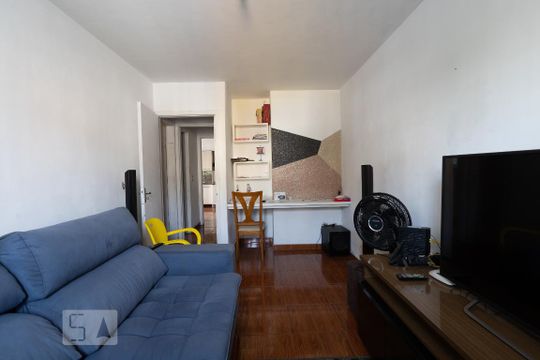 Casa à venda com 3 quartos, 150m² em Vila Ema, São Paulo