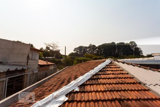 Vista de casa à venda com 3 quartos, 146m² em Jardim das Flores, Osasco