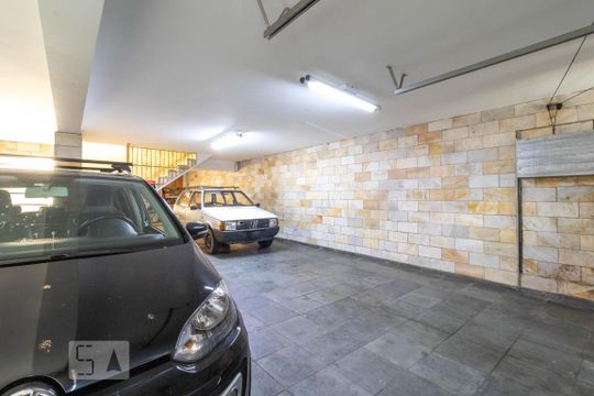 Garagem de casa à venda com 5 quartos, 130m² em Tucuruvi, São Paulo