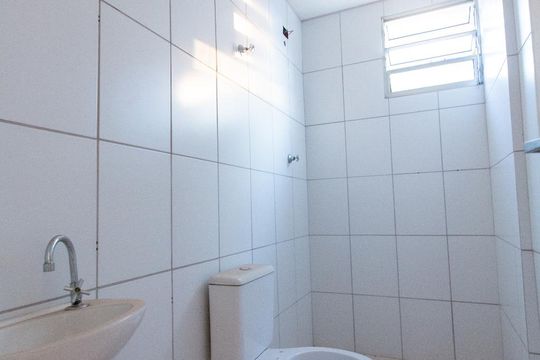 Banheiro de apartamento para alugar com 2 quartos, 58m² em Boa Vista, Sorocaba
