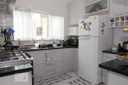 Cozinha de casa à venda com 4 quartos, 244m² em Nova Petrópolis, São Bernardo do Campo